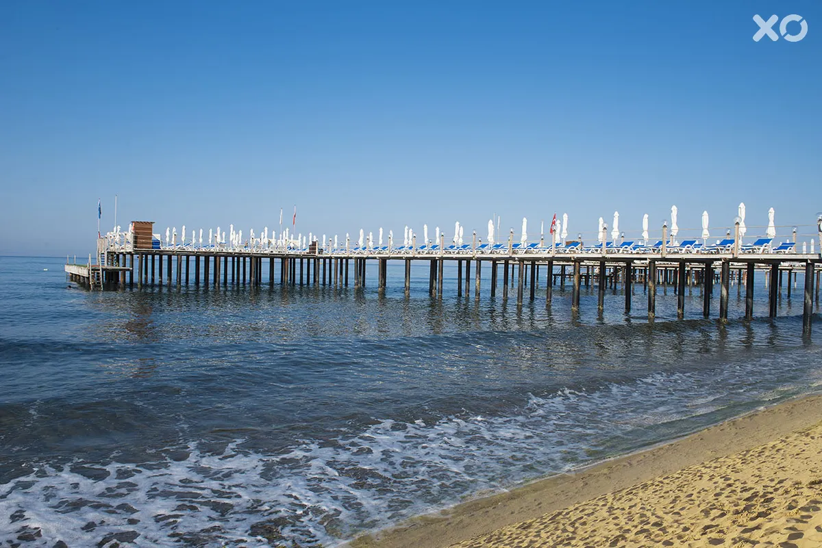 Quattro Beach Spa & Resort Hotel