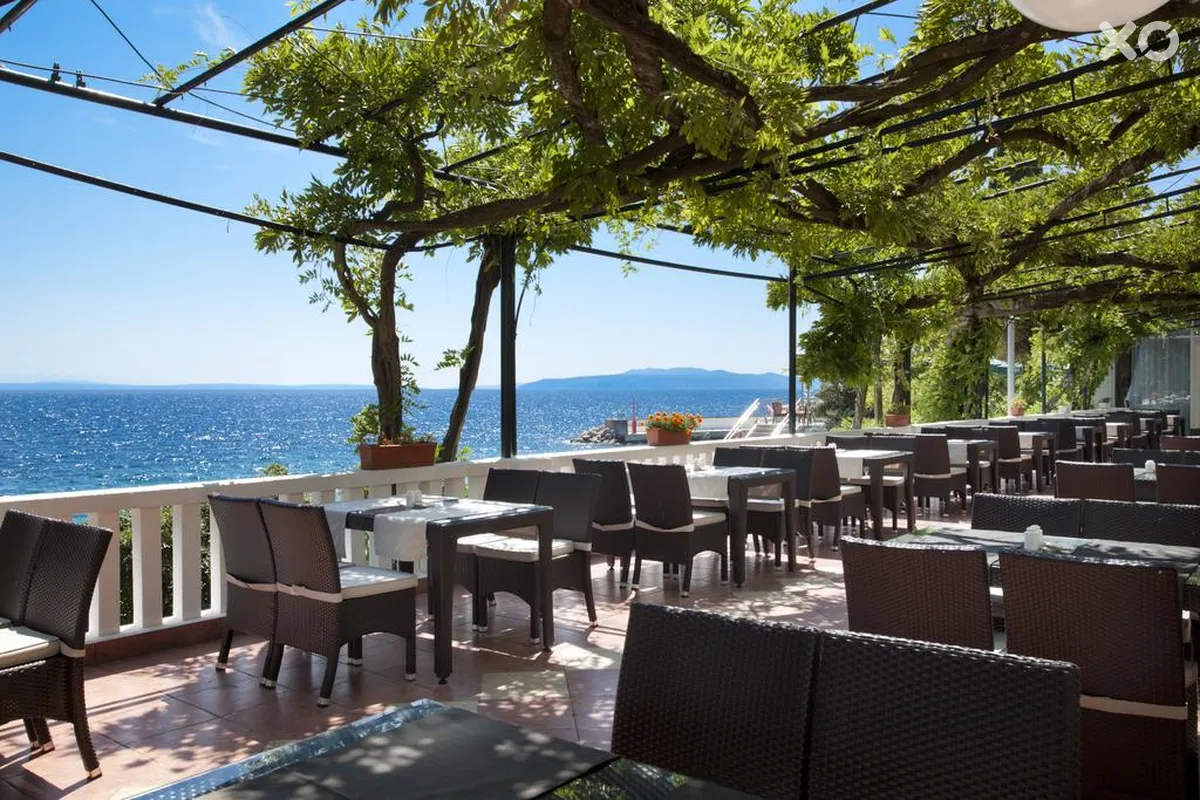 Kristal Hotel