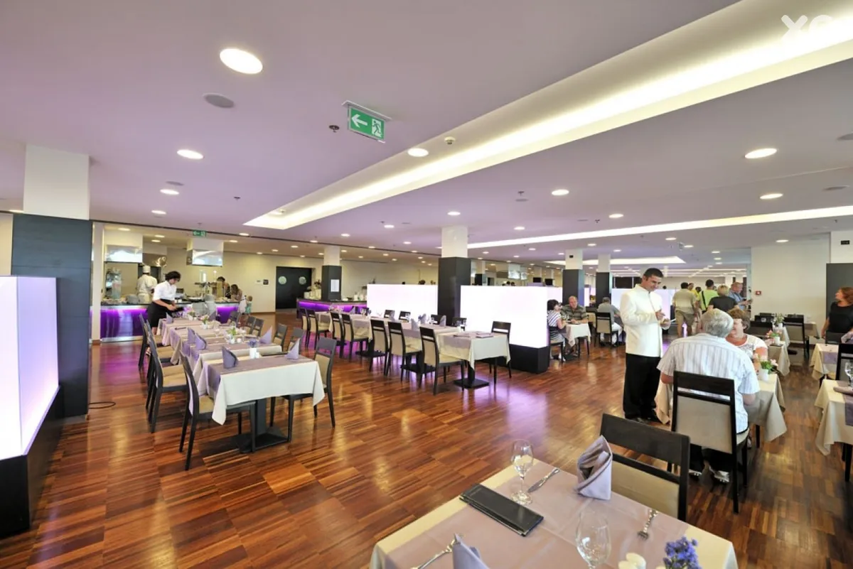Molindrio Plava Laguna Hotel