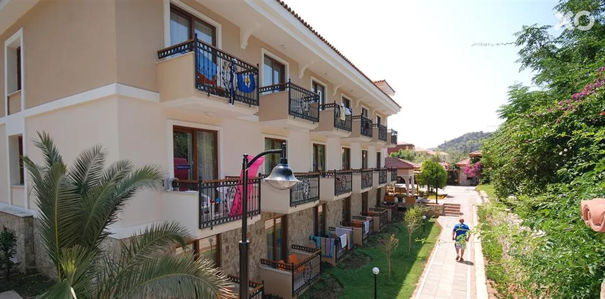 Perdikia Beach Hotel