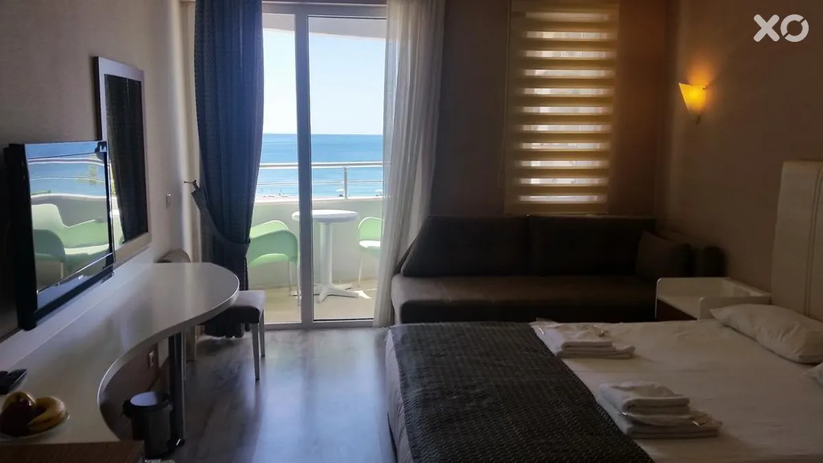 Acropol Beach Hotel