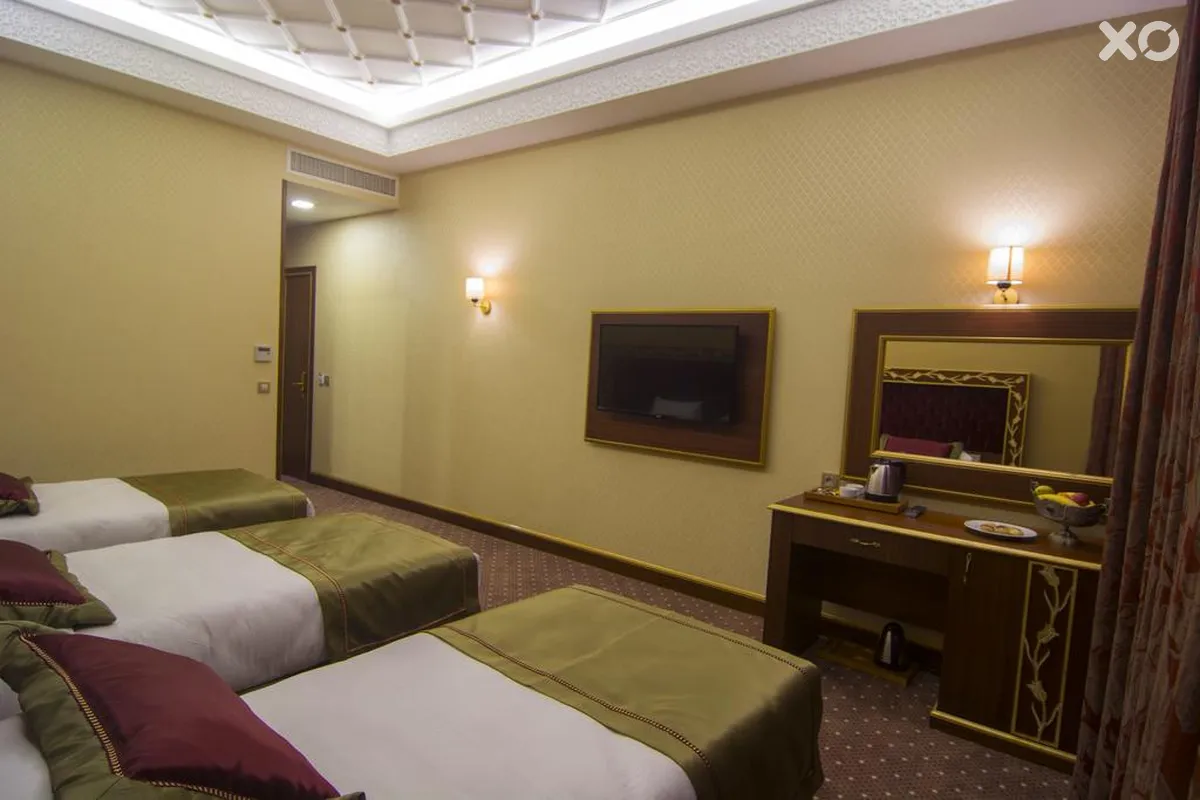 Mb Deluxe Hotel