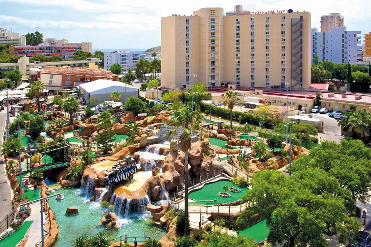 Sol Katmandu Park & ​​Resort