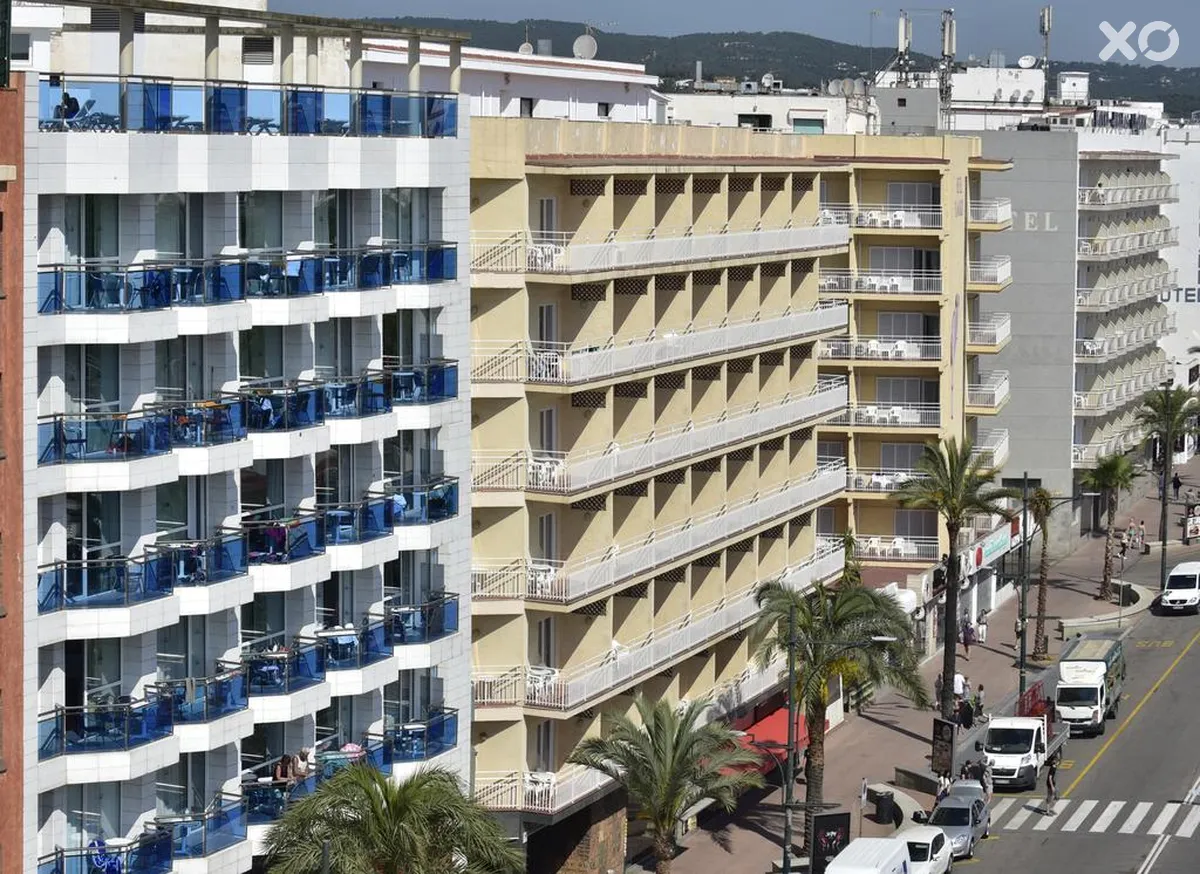 Blau Apartments