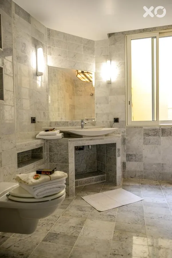 Monsigny Hotel