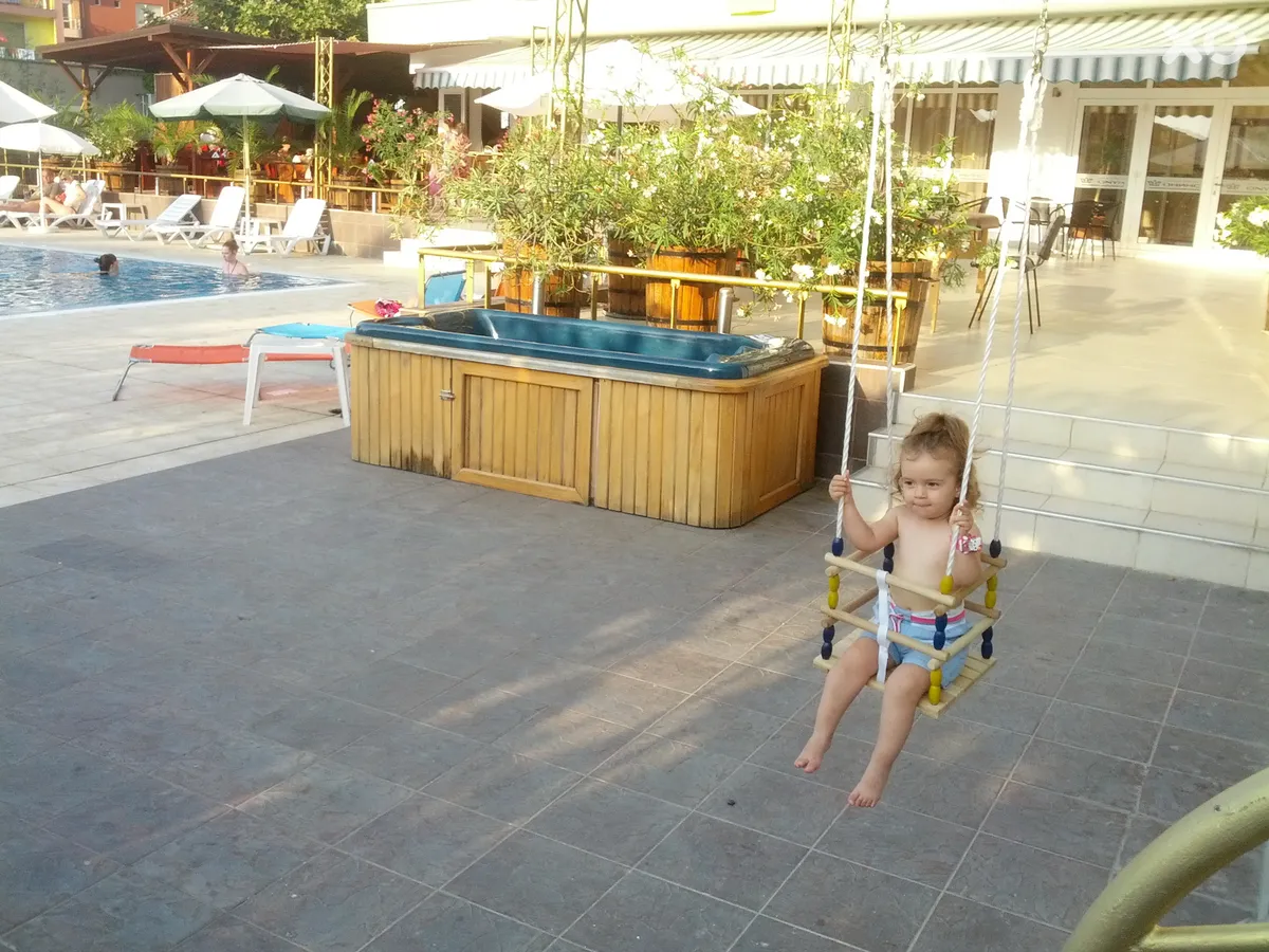 Onyx Hotel