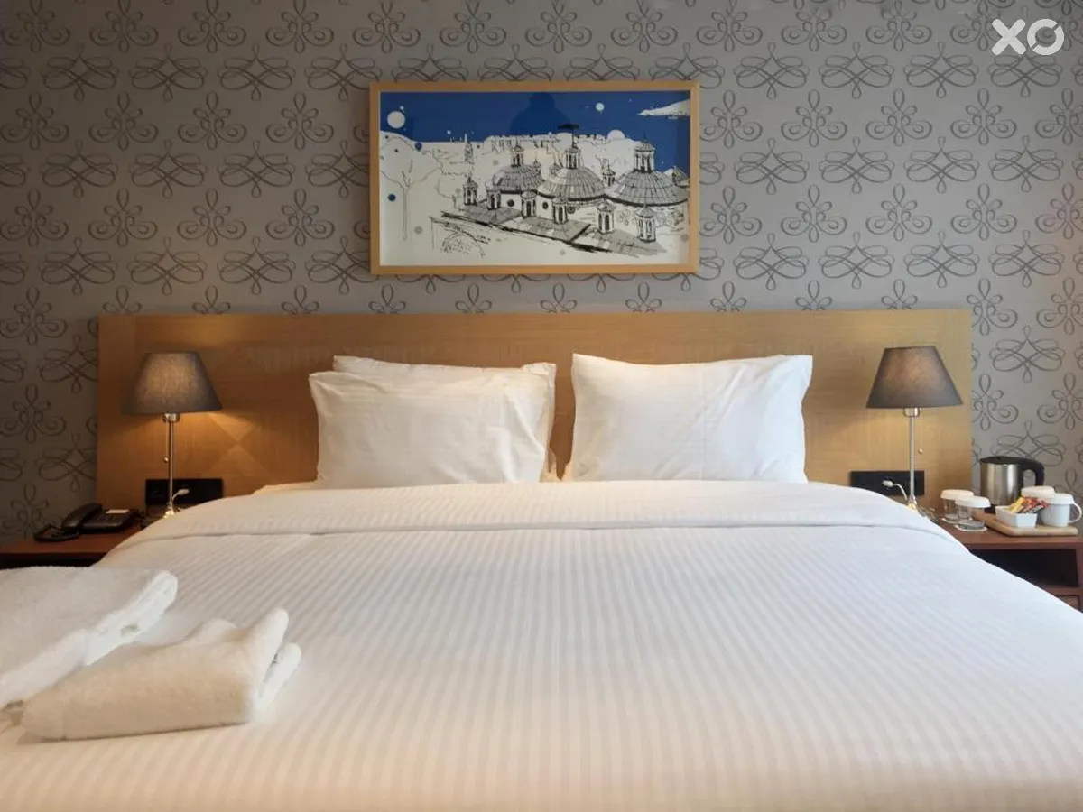 Four-G Hotel