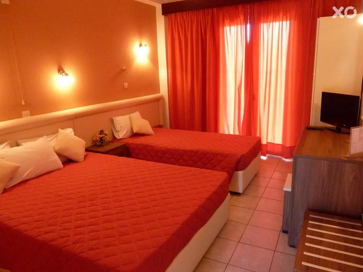 Oasis Hotel