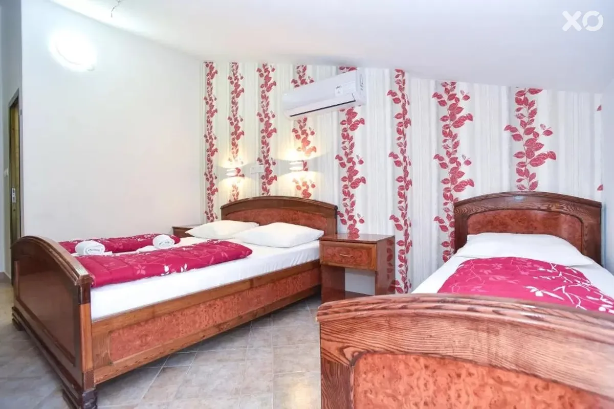 Grbalj Hotel