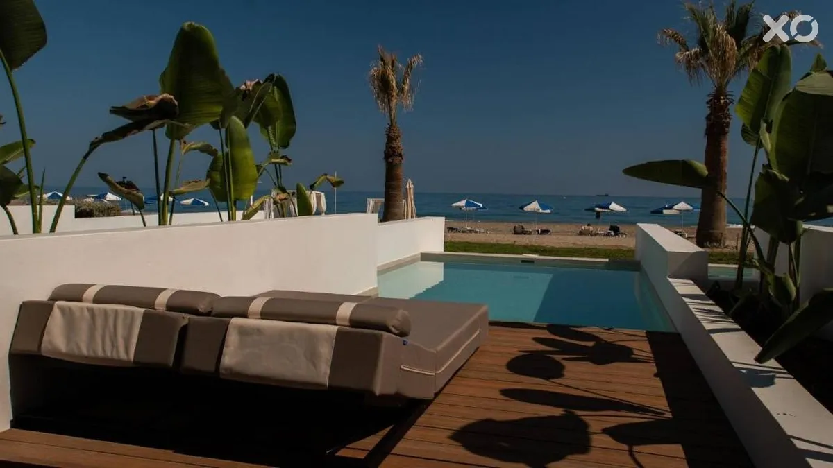 Iperion Beach Hotel