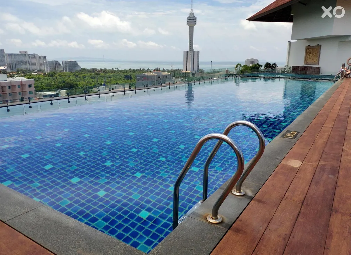 Aiyara Grand Hotel