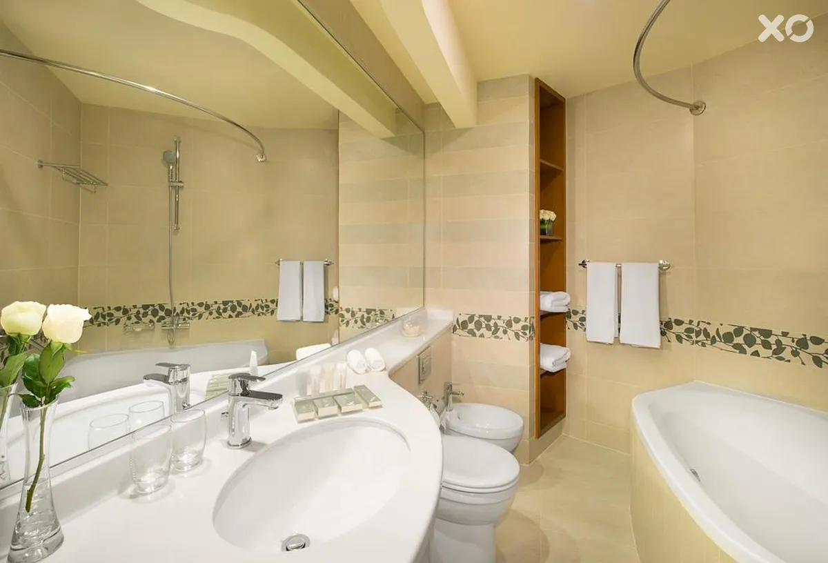 City Seasons Towers Hotel
