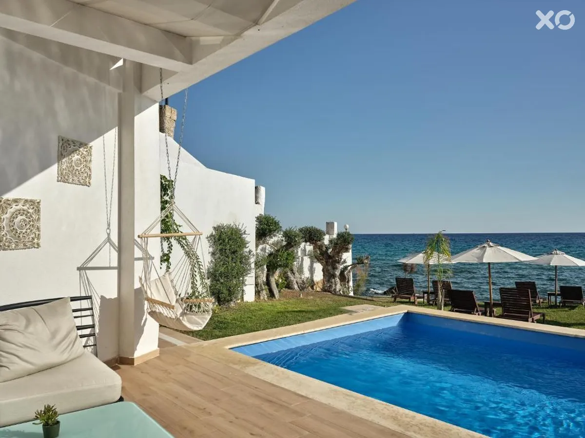 Cavo Orient Beach Hotel