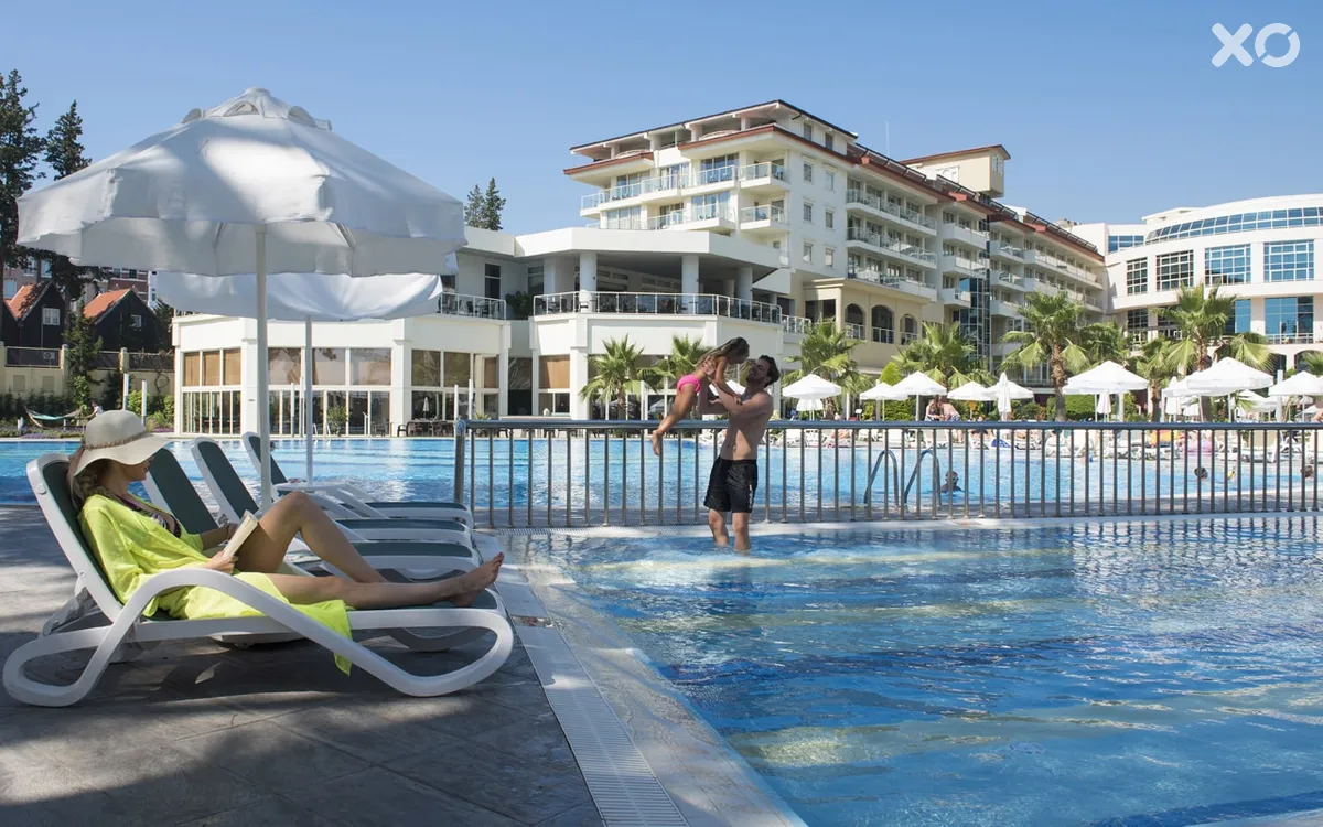 Akra Kemer