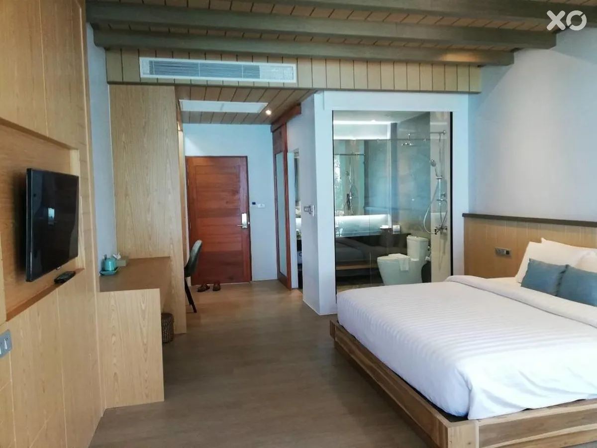 Coral Cliff Beach Resort