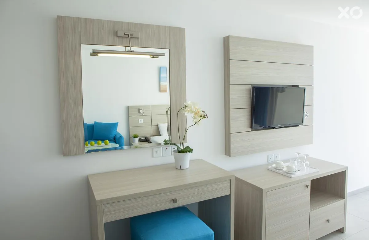 Limanaki Beach Hotel