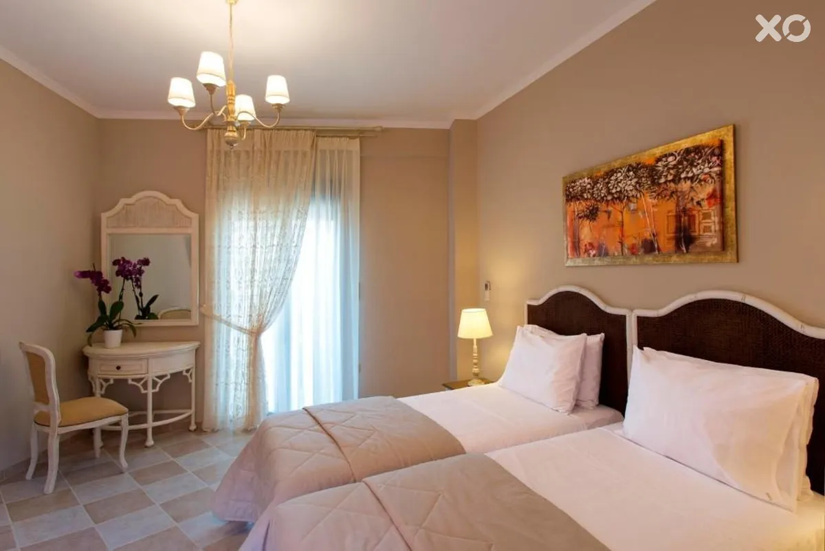 Ionia Suites
