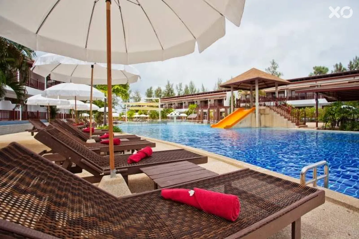Arinara Bangtao Beach Resort