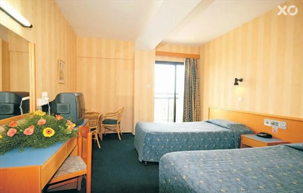 Kapetanios Bay Hotel
