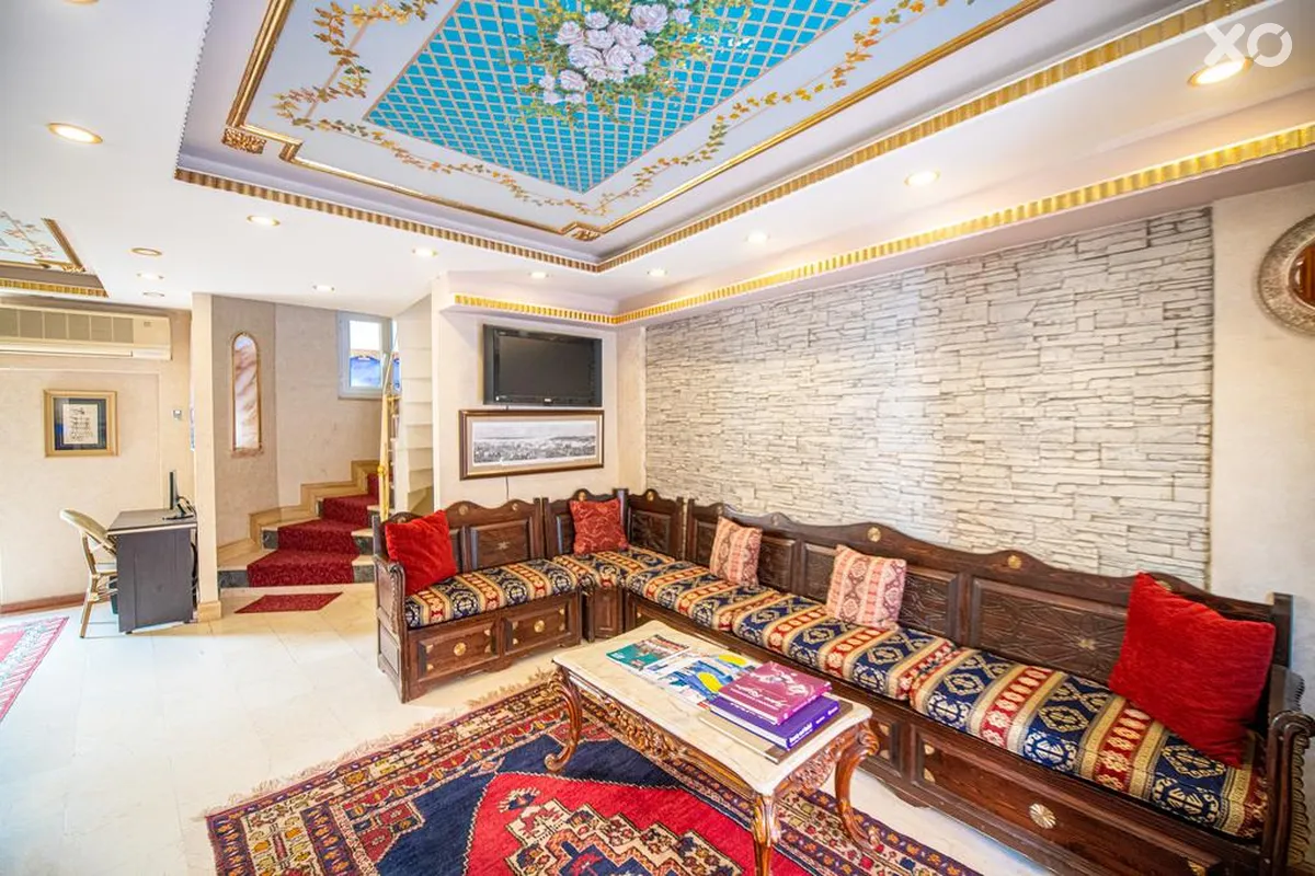 Kaftan Hotel