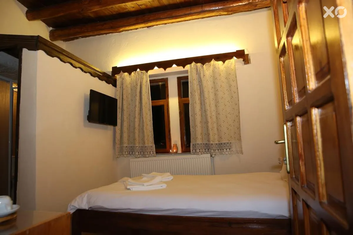 Unicorn Cave Hotel