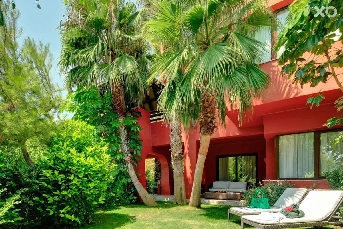 Asia Gardens Hotel & Thai Spa a Royal Hideaway Hotel