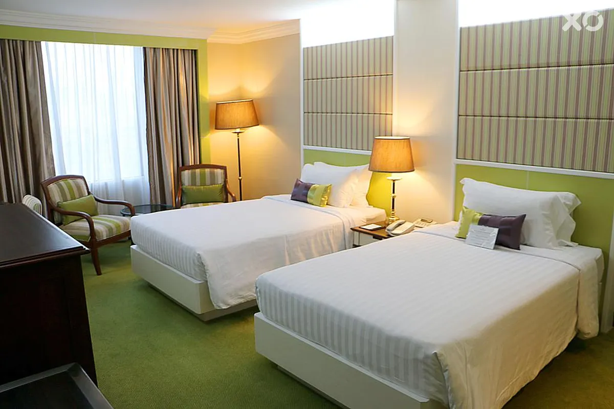 Golden Tulip Sovereign Hotel