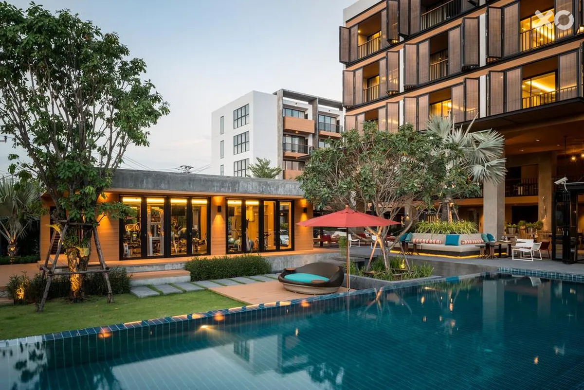 The Silver Palm Hotel