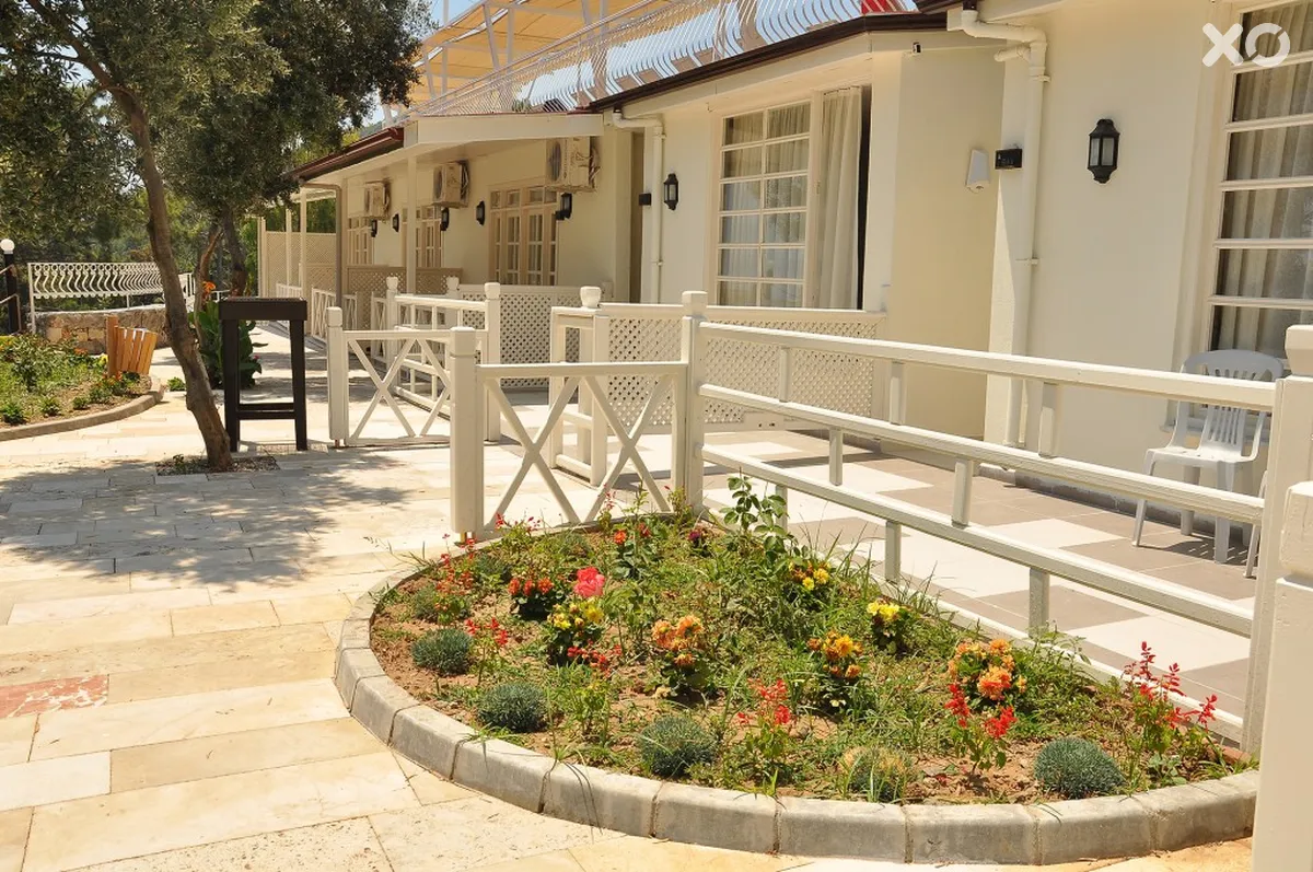 Nicholas Park Hotel