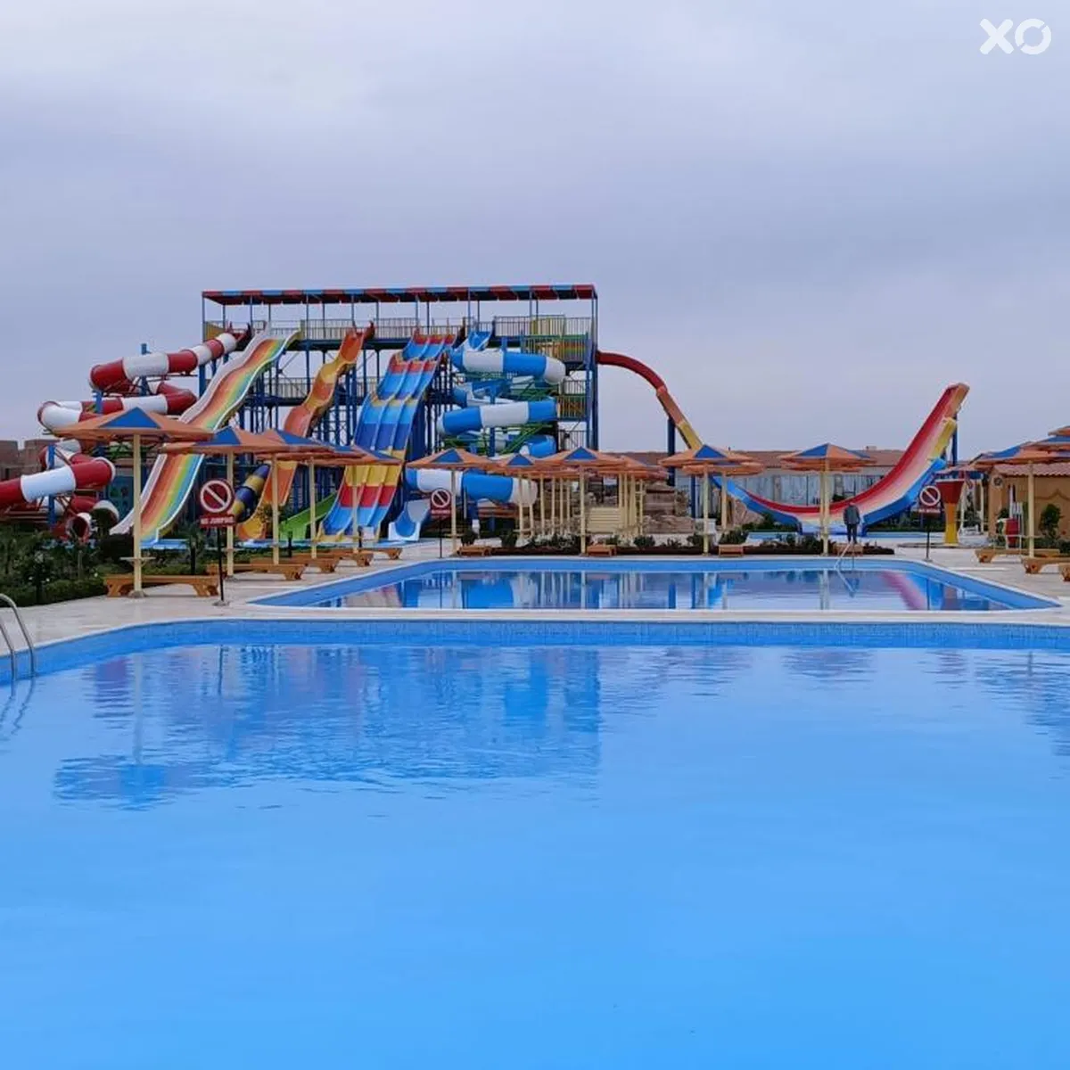 Hawaii Paradise Aqua Park Resort