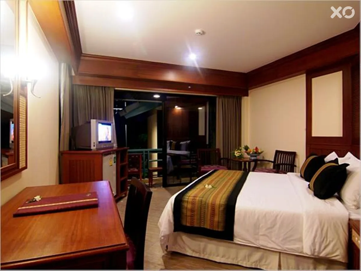 Phi Phi Island Cabana Hotel