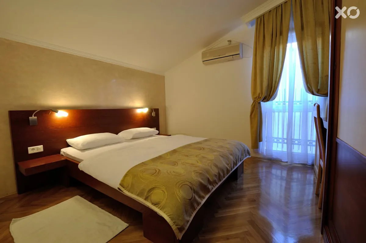 Djuric Hotel