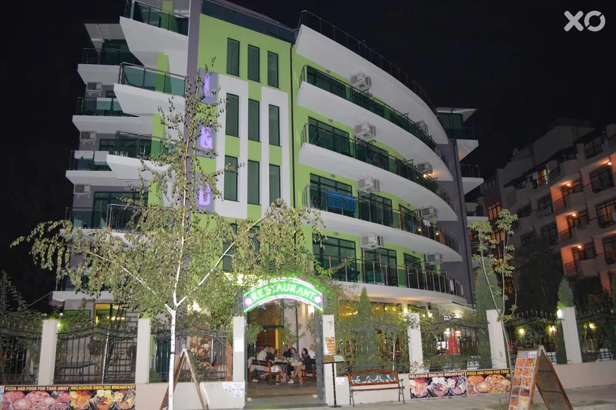 L&B Hotel