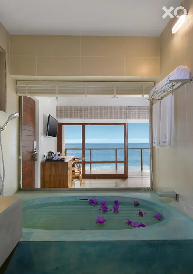 Lucky Elephant Hotel