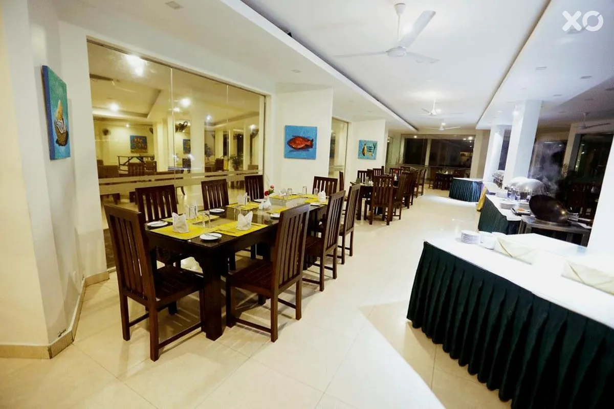 Hikkaduwa Beach Hotel