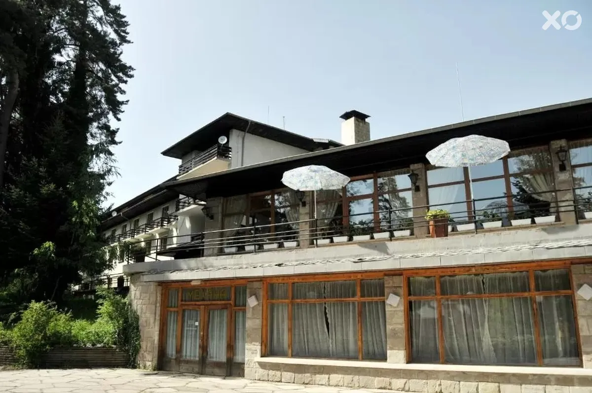 Bor Hotel