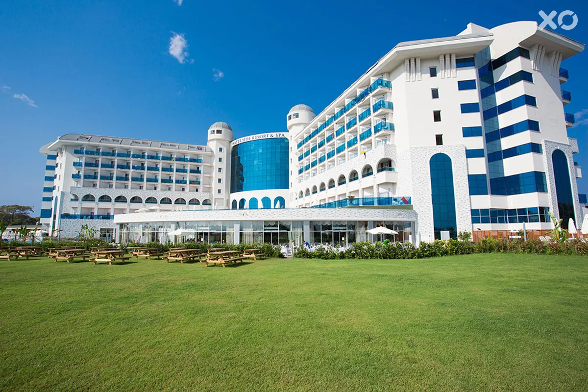 Water Side Resort & Spa