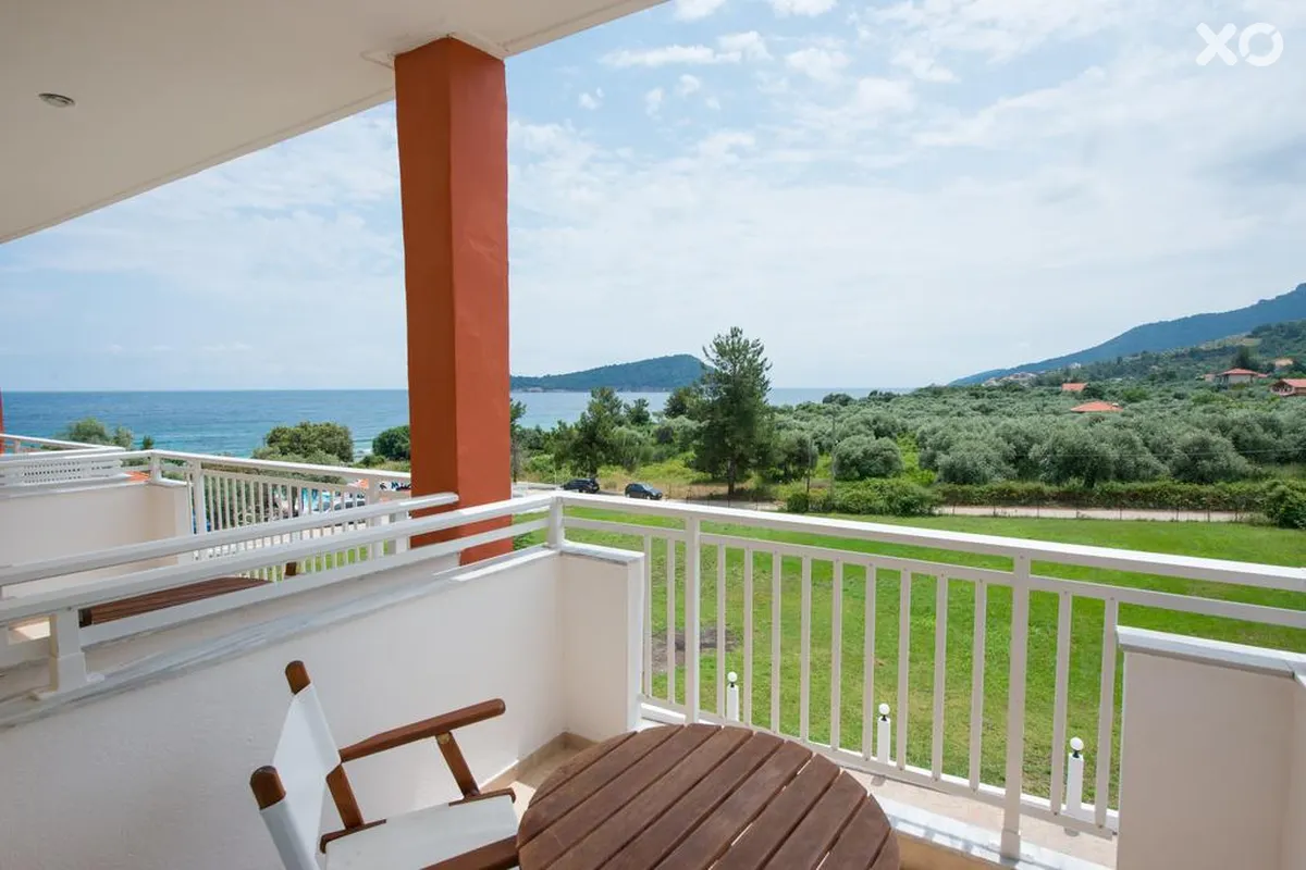 Maranton Beach Hotel