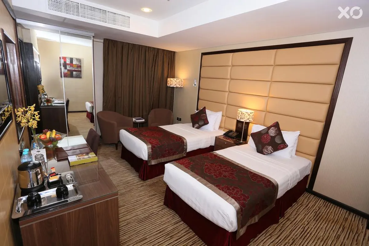 Al Hamra Hotel