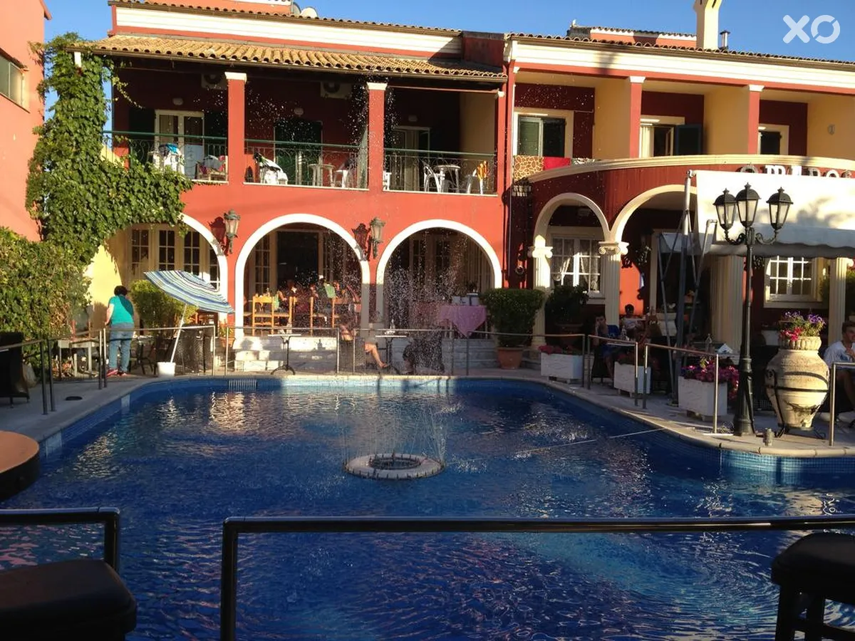 Opera Blue Hotel