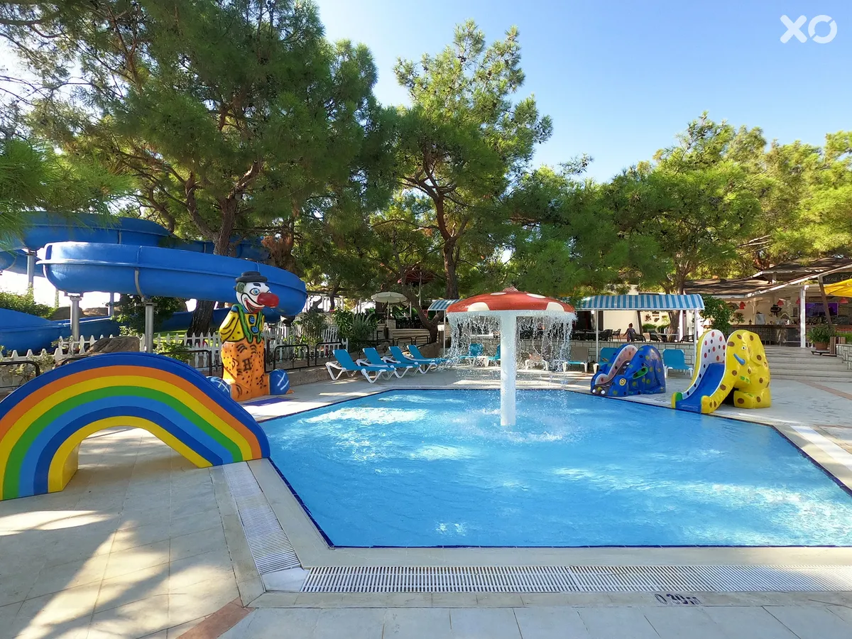 Pirate's Beach Club