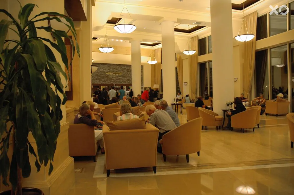 Meder Resort Hotel