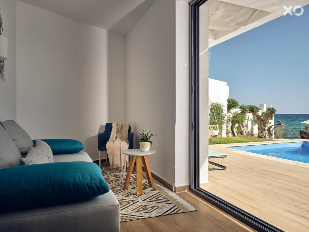 Cavo Orient Beach Hotel