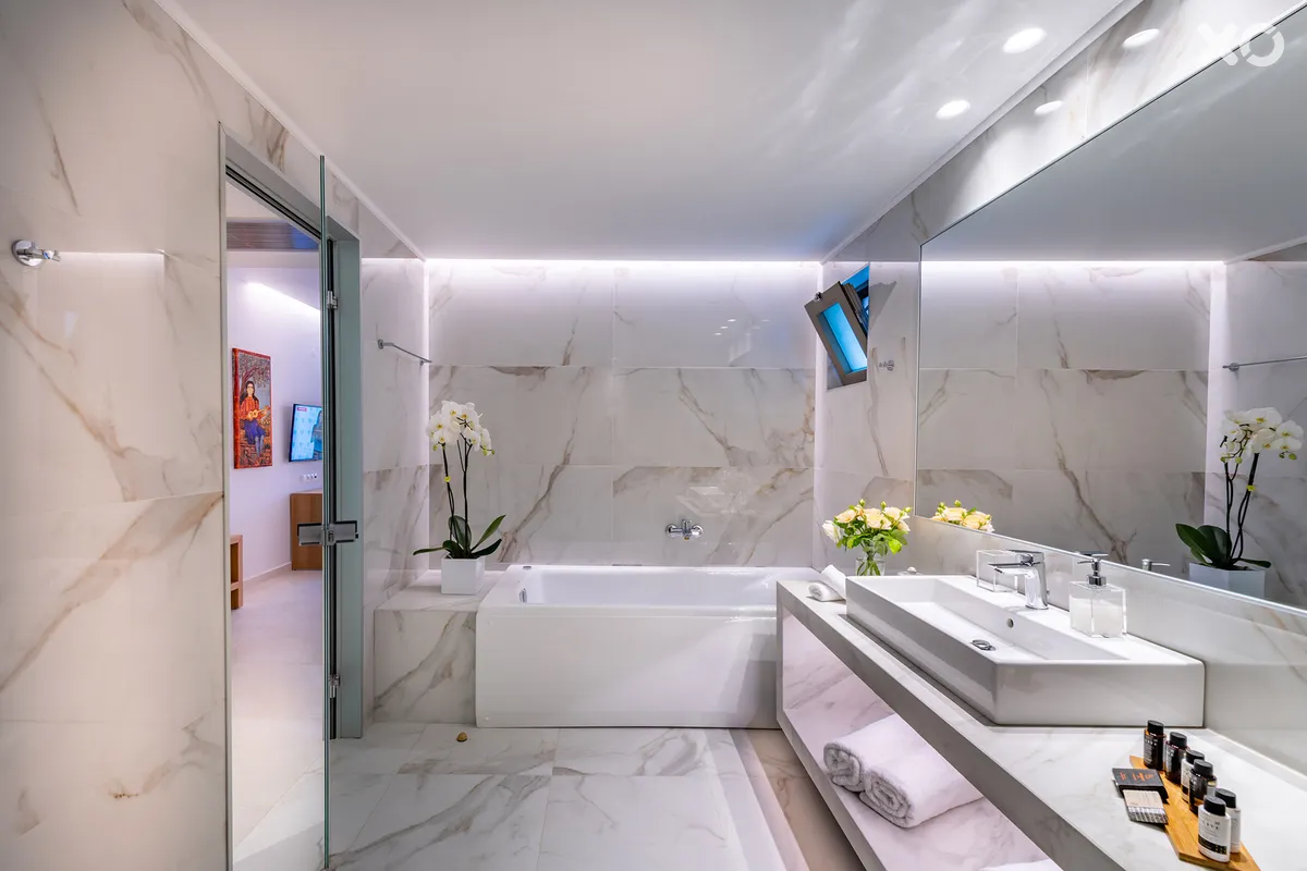 High Beach White The Villa Collection