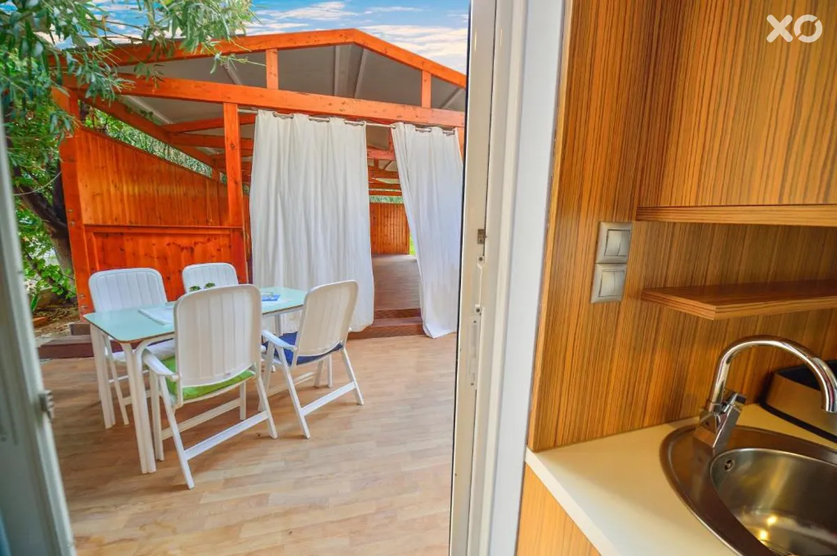 Peli Hotel