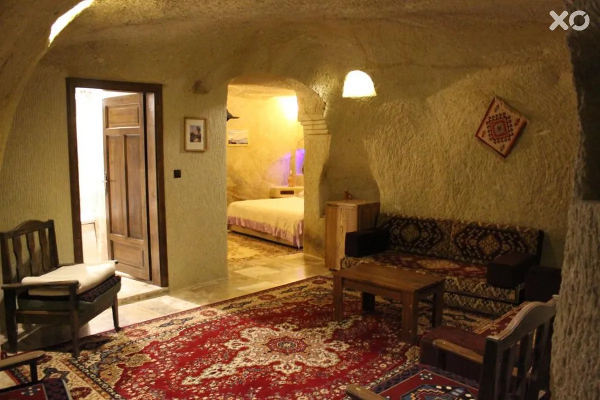 Dilek Tepesi Cave Hotel