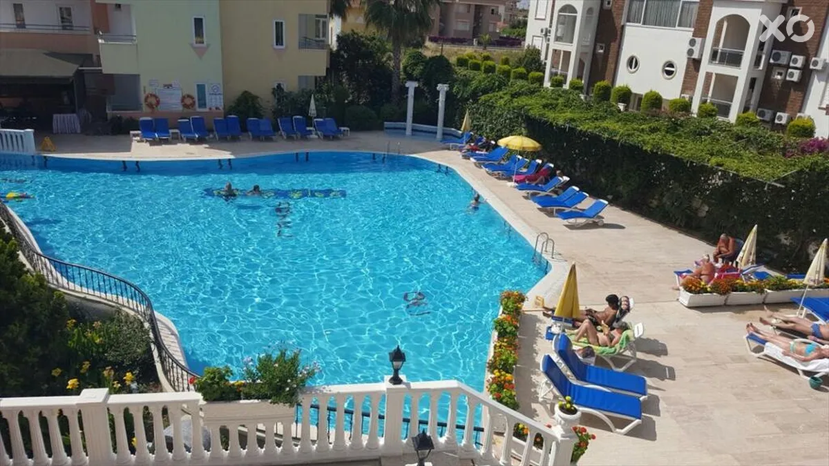 Park Side Hotel (Ces Park Hotel)