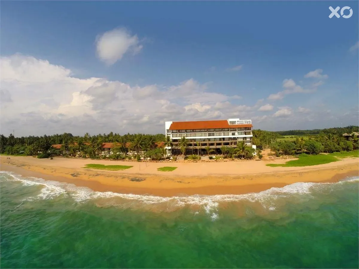Pandanus Beach Resort & Spa