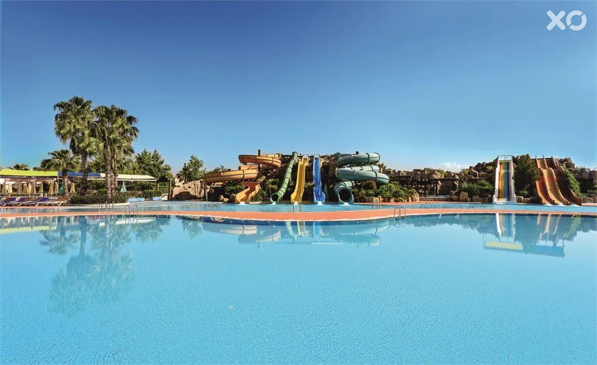 Vonresort Golden Coast Hotel