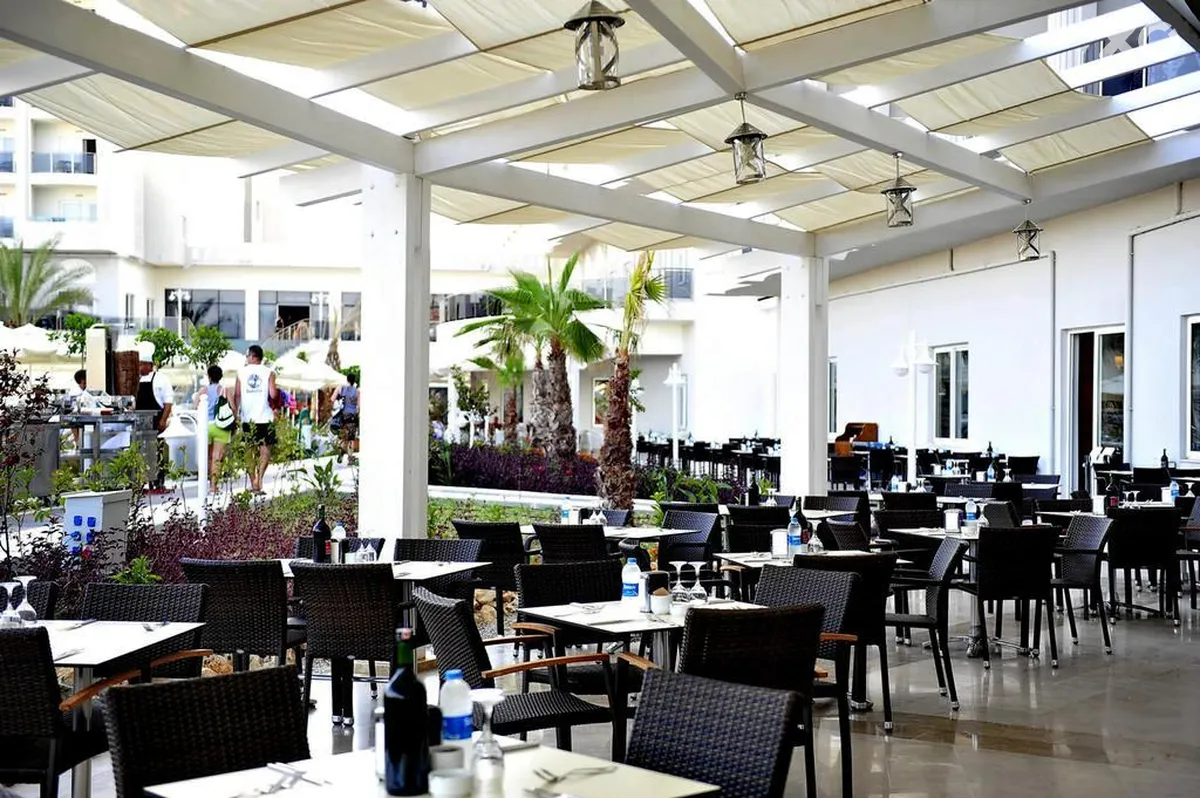 Lake & River Side Hotel & Spa